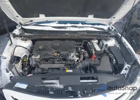 2020 Toyota Camry Se z USA, uszkodzony, nr VIN 4T1G11AK5LU988936